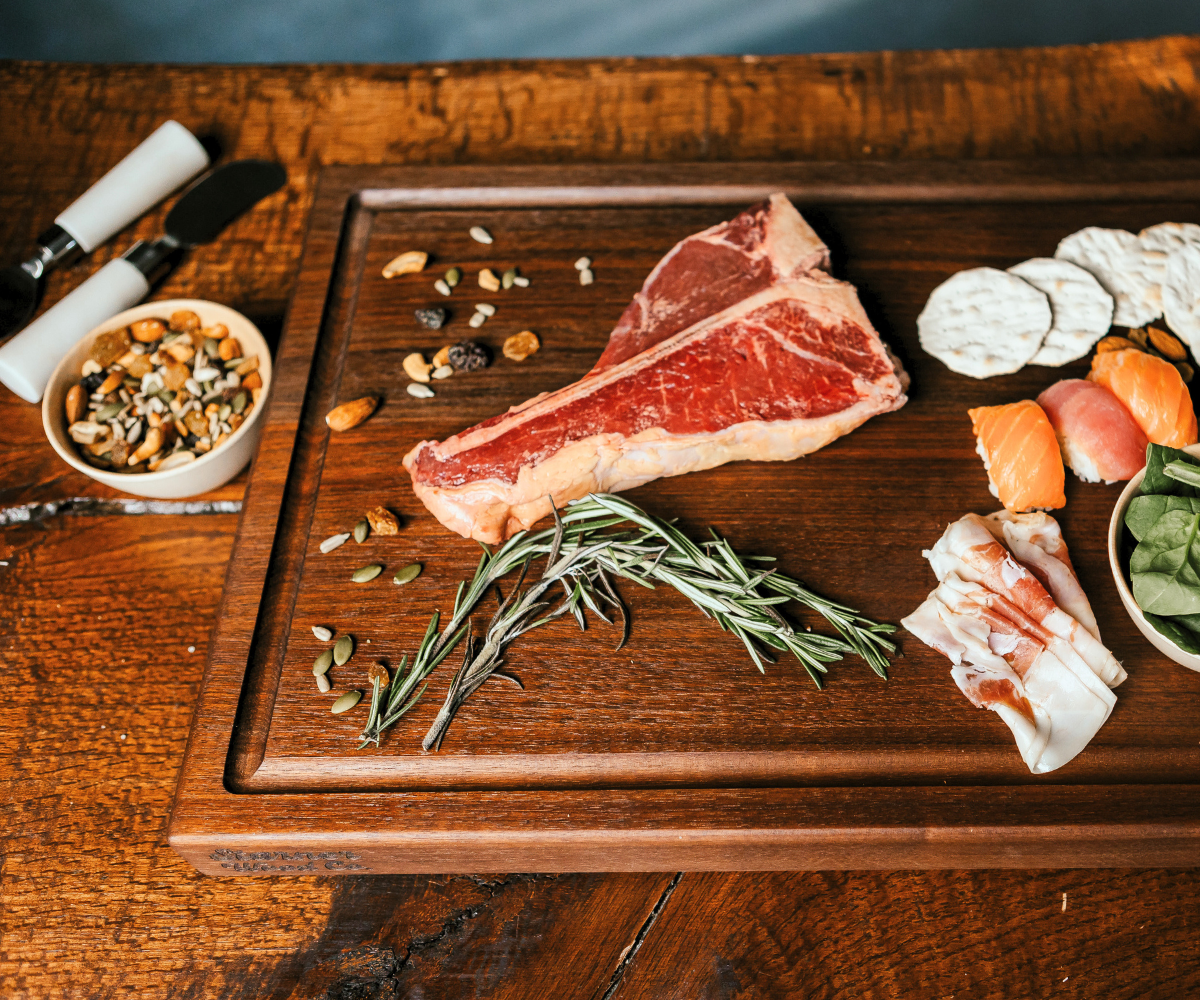 Walnut Cutting Board - Pro Series
